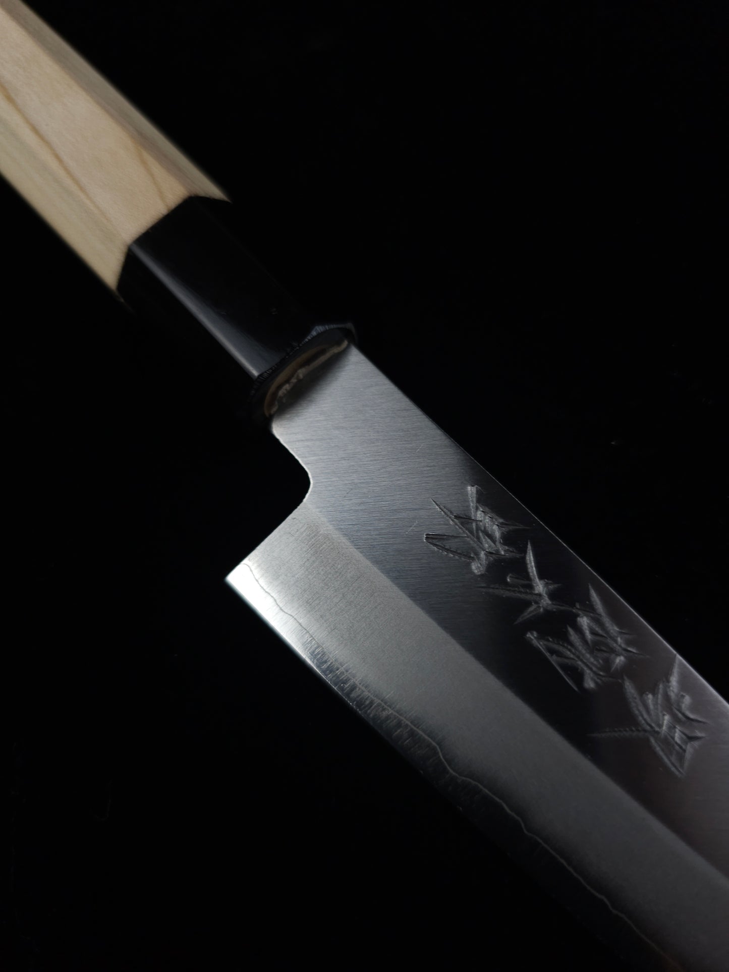 De Sakai Momotaro Ginsan(Silver3 Steel) Petty 110mm