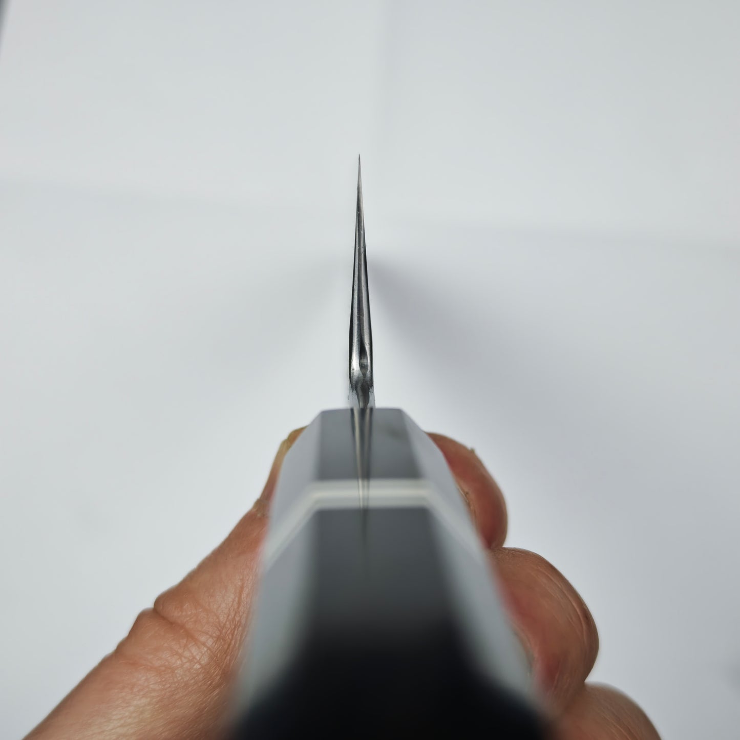 Sakai Kikumori-Yoshikazu Tanaka White2 Kuro Gyuto 210mm