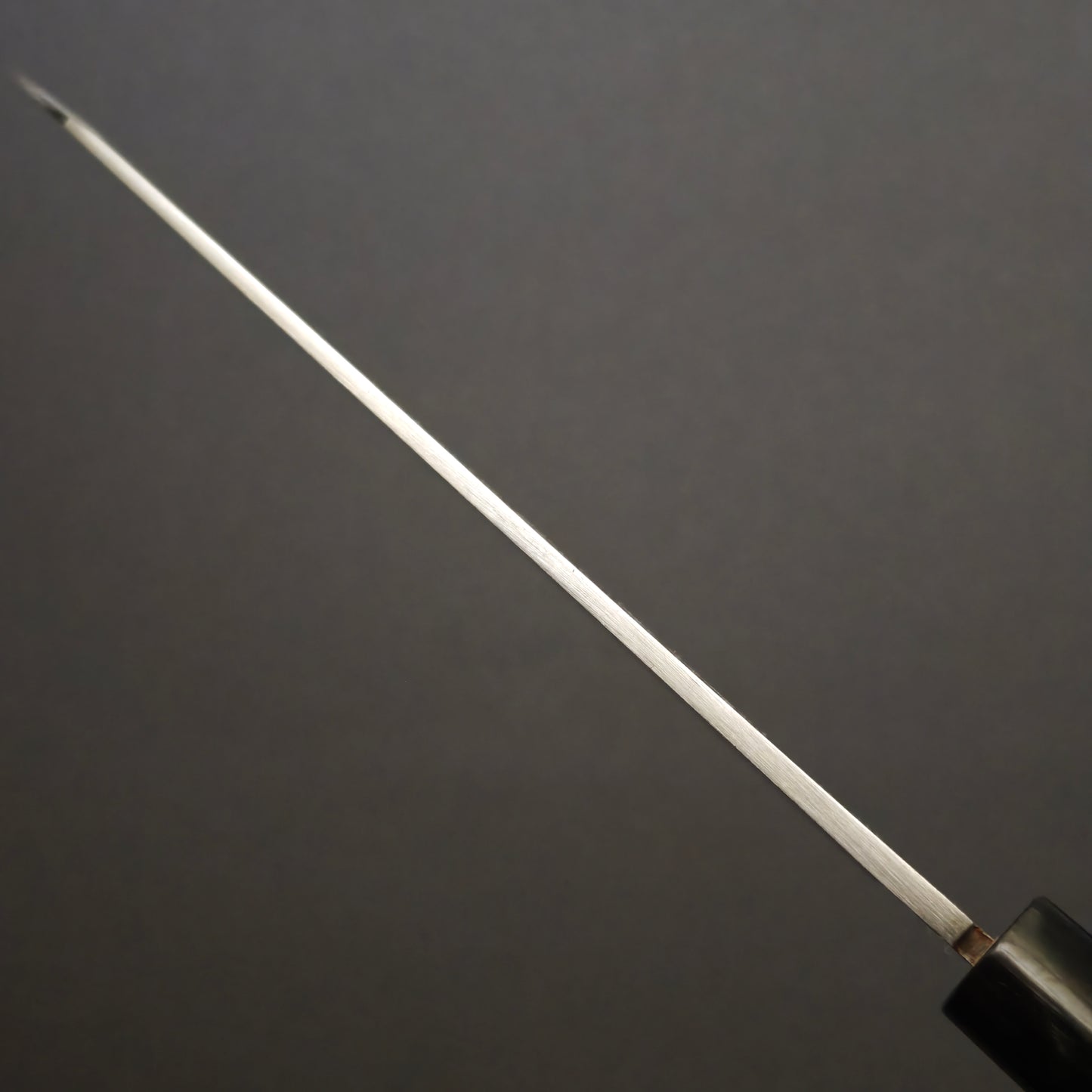 Sakai Takayuki Tokujo White2 Mukimono 180mm