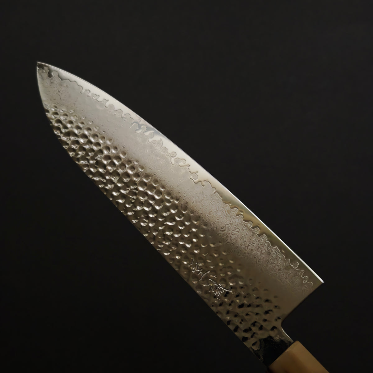 Shisei VG10 33 Layers Hammered Damascus Santoku 180mm